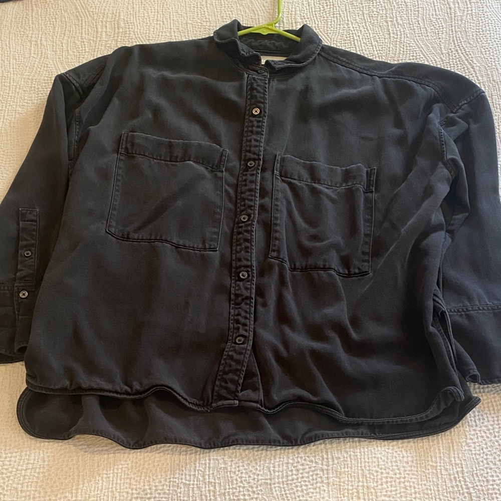 Everlane - TENCEL Boxy Shirt - Black - Picture 4 of 7